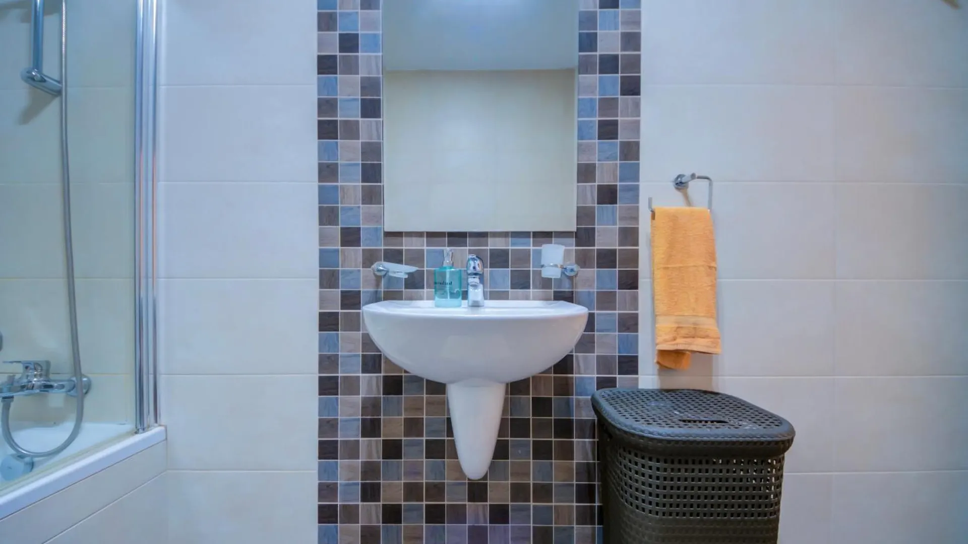Stylish 2Br Apt With Balconies In St Julians, Paceville - Apt 6 By Vaganza Saint Julian's 0*,
