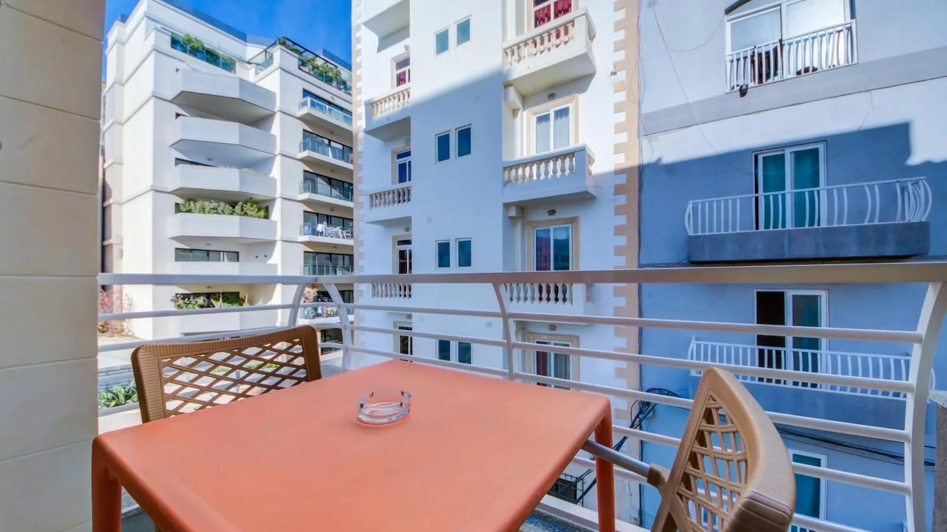 Stylish 2Br Apt With Balconies In St Julians, Paceville - Apt 6 By Vaganza Saint Julian's Apartmán