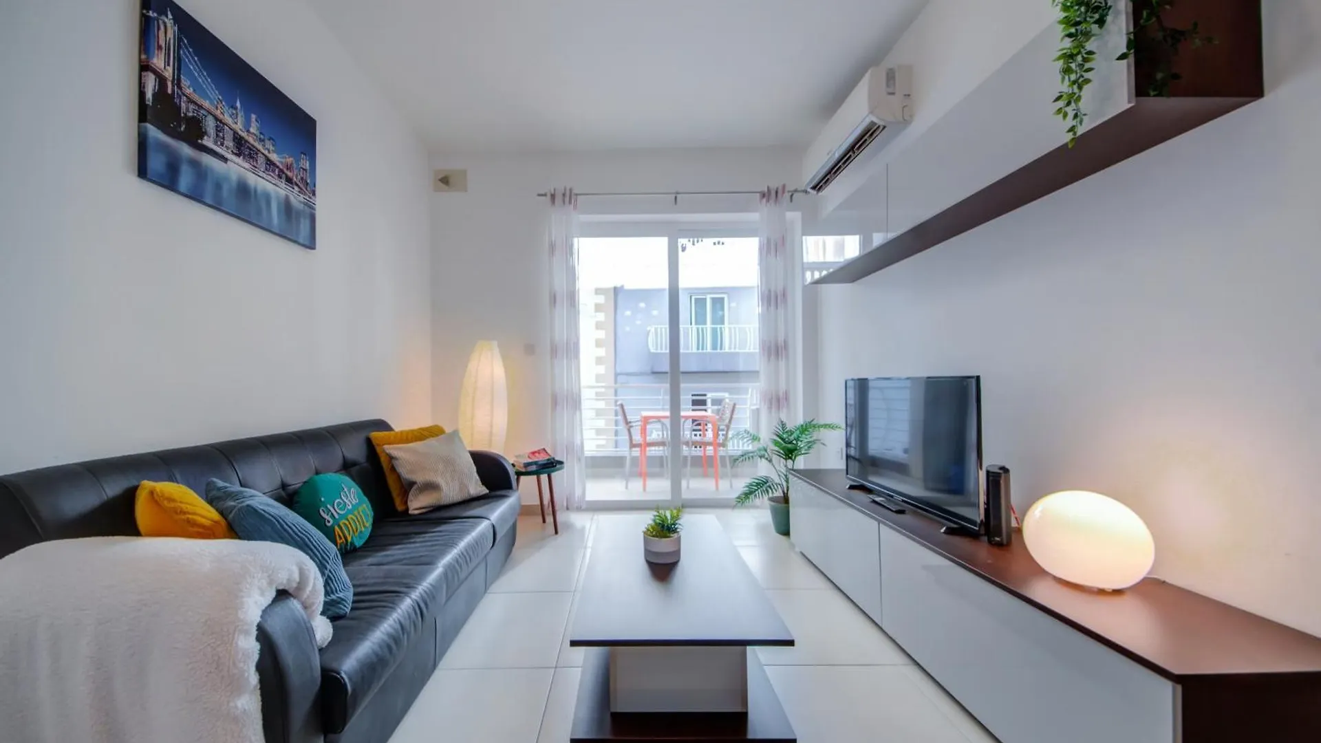 Stylish 2Br Apt With Balconies In St Julians, Paceville - Apt 6 By Vaganza Saint Julian's